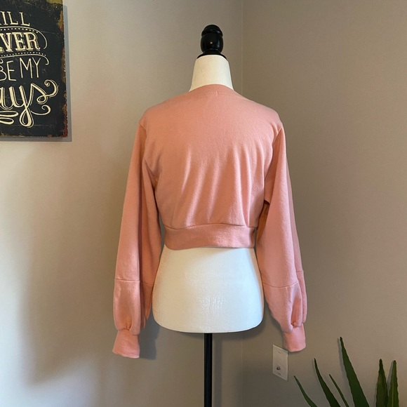 Garage Cropped Sweater - Picture 6 of 6